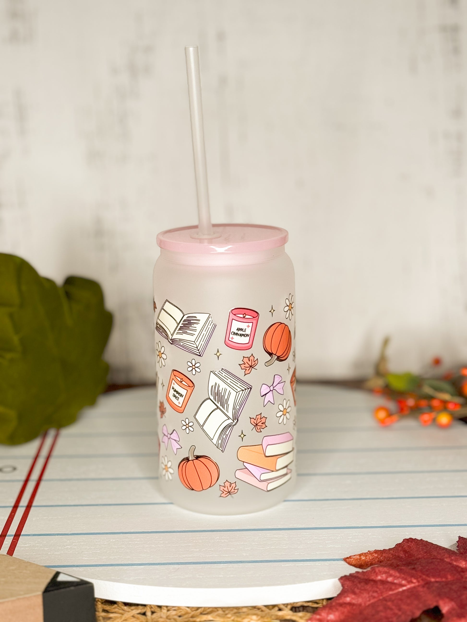 Custom fall cup, fall themed glass cups, fall themed beer glass, pumpkin spice cup, book and pumpkins themed cup, fall themed tumbler, fall themed cute cup, cute fall cup with pink lid, cute cup for iced coffee